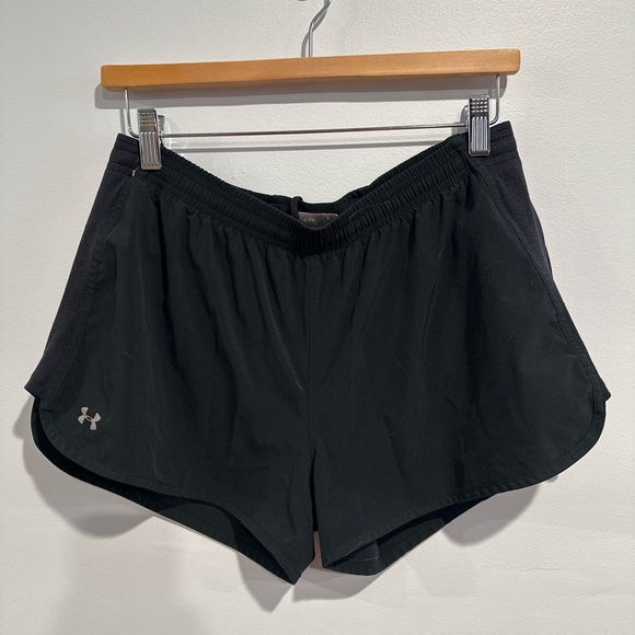 Under Armour Pants - Under Armour Women’s Medium Black Athletic Running Shorts Drawstring Lightweight